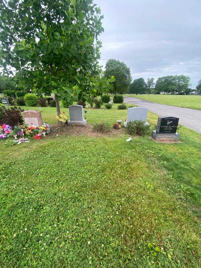 Terrel J. Richardson's grave. Photo 2