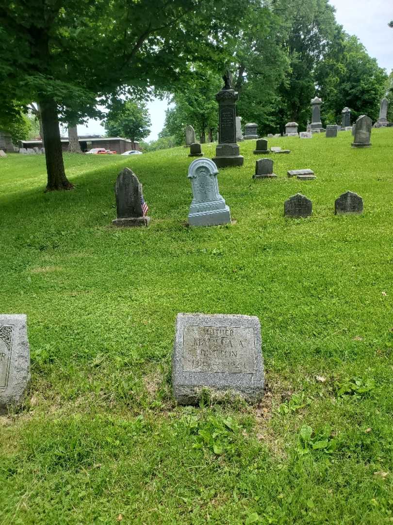 Matilda A. Button's grave. Photo 2