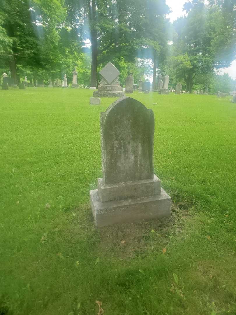Alice Adell Thrasher's grave. Photo 2