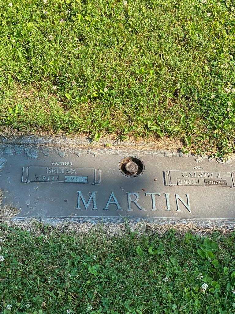 Bellva Martin's grave. Photo 3