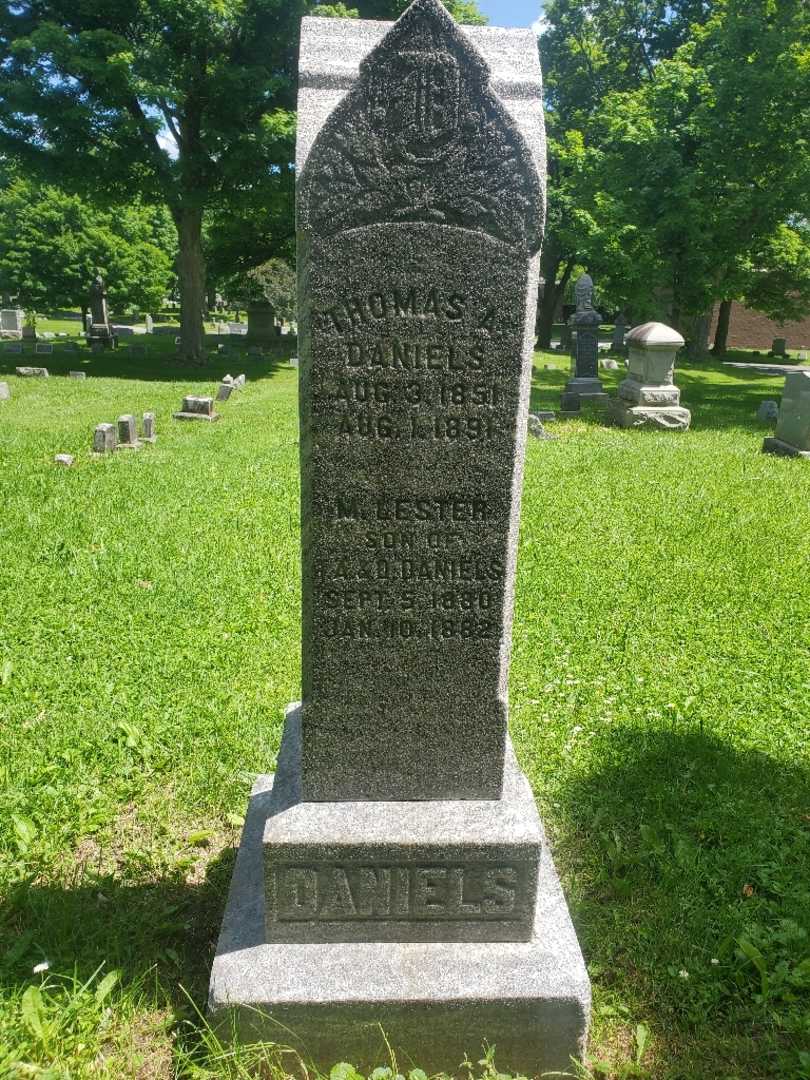 Thomas A. Daniels's grave. Photo 3