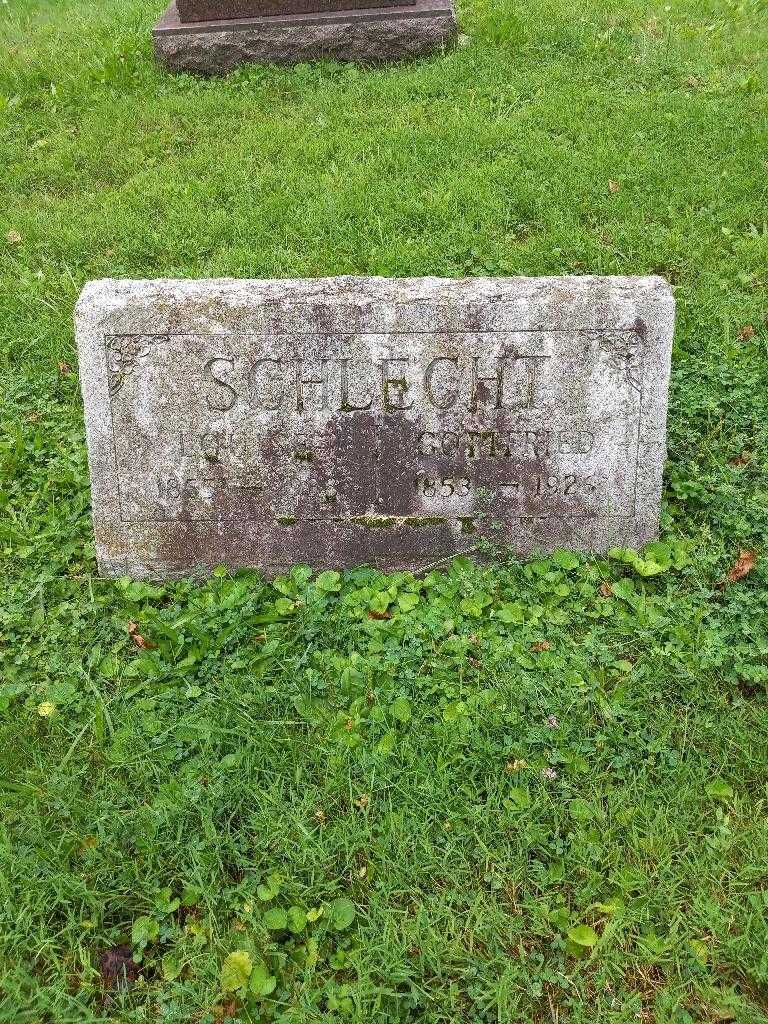 Gottfried Schlecht's grave. Photo 3
