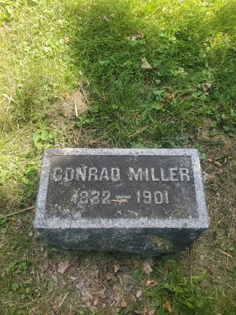Katherine Miller's grave. Photo 1