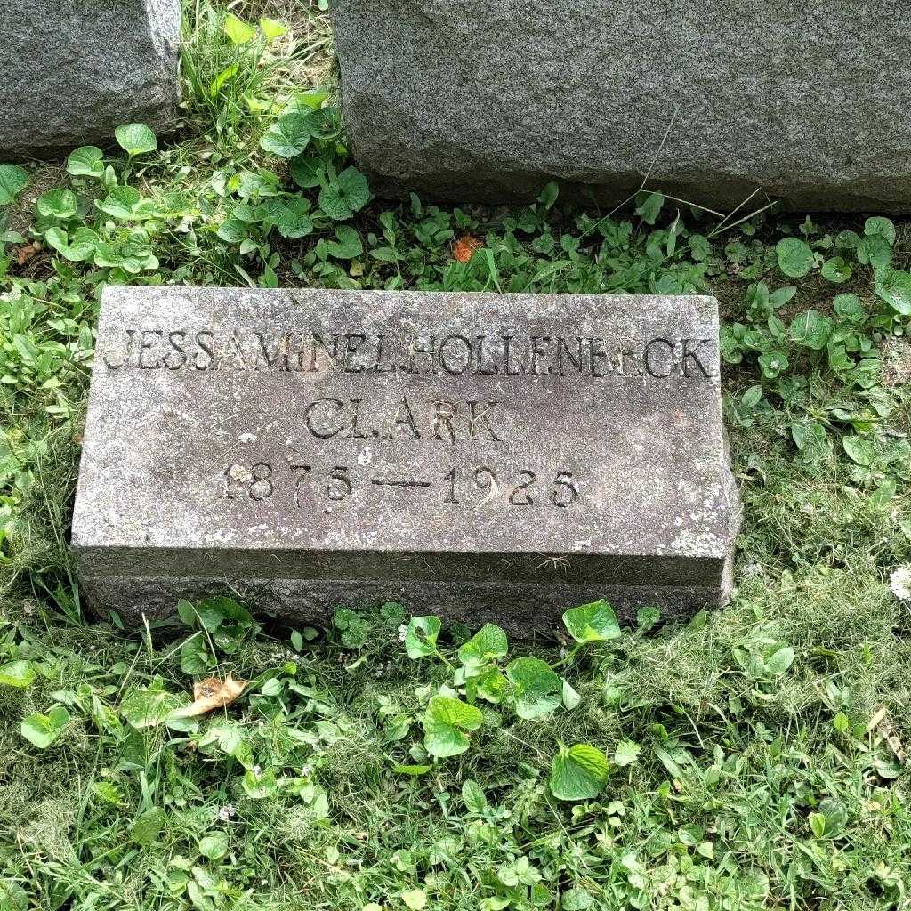 Jessamine L. Hollenbeck Clark's grave. Photo 3