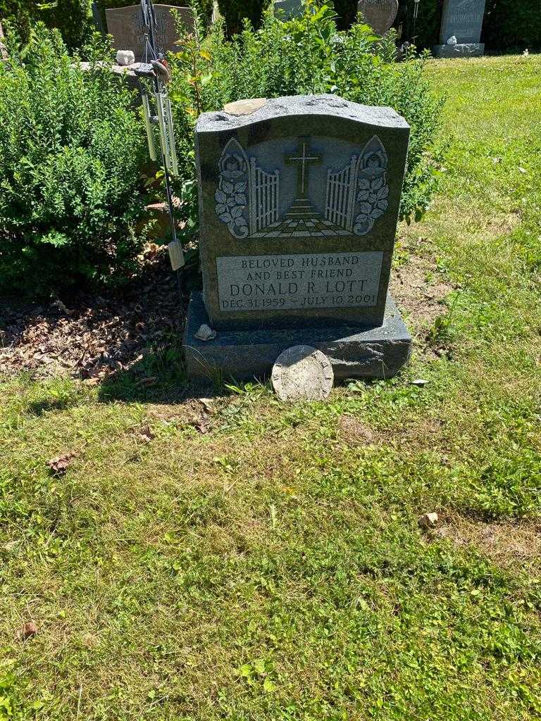 Donald R. Lott's grave. Photo 2
