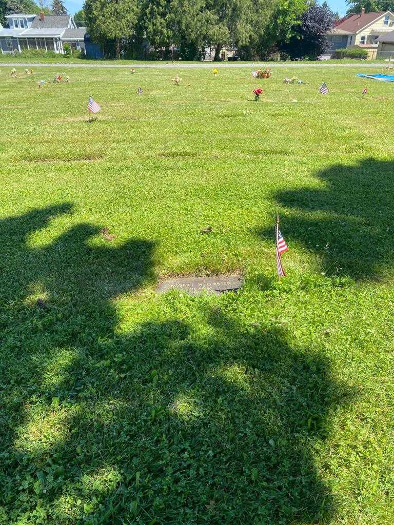 Robert W. O'Brien's grave. Photo 2