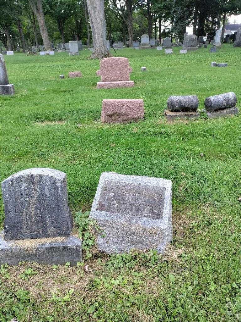 William Rainbow's grave. Photo 1