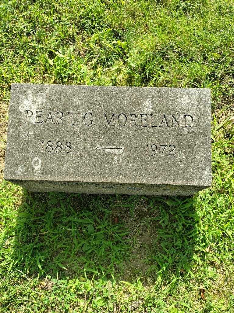 Pearl G. Moreland's grave. Photo 3