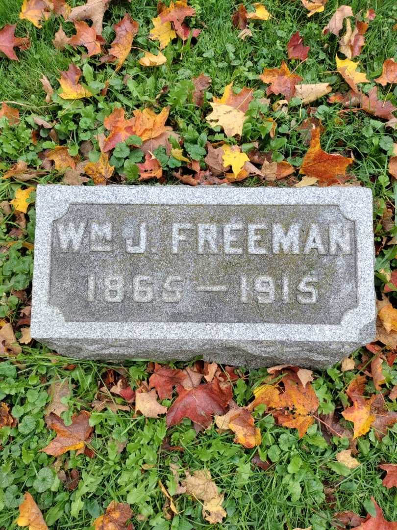 William J. Freeman's grave. Photo 3