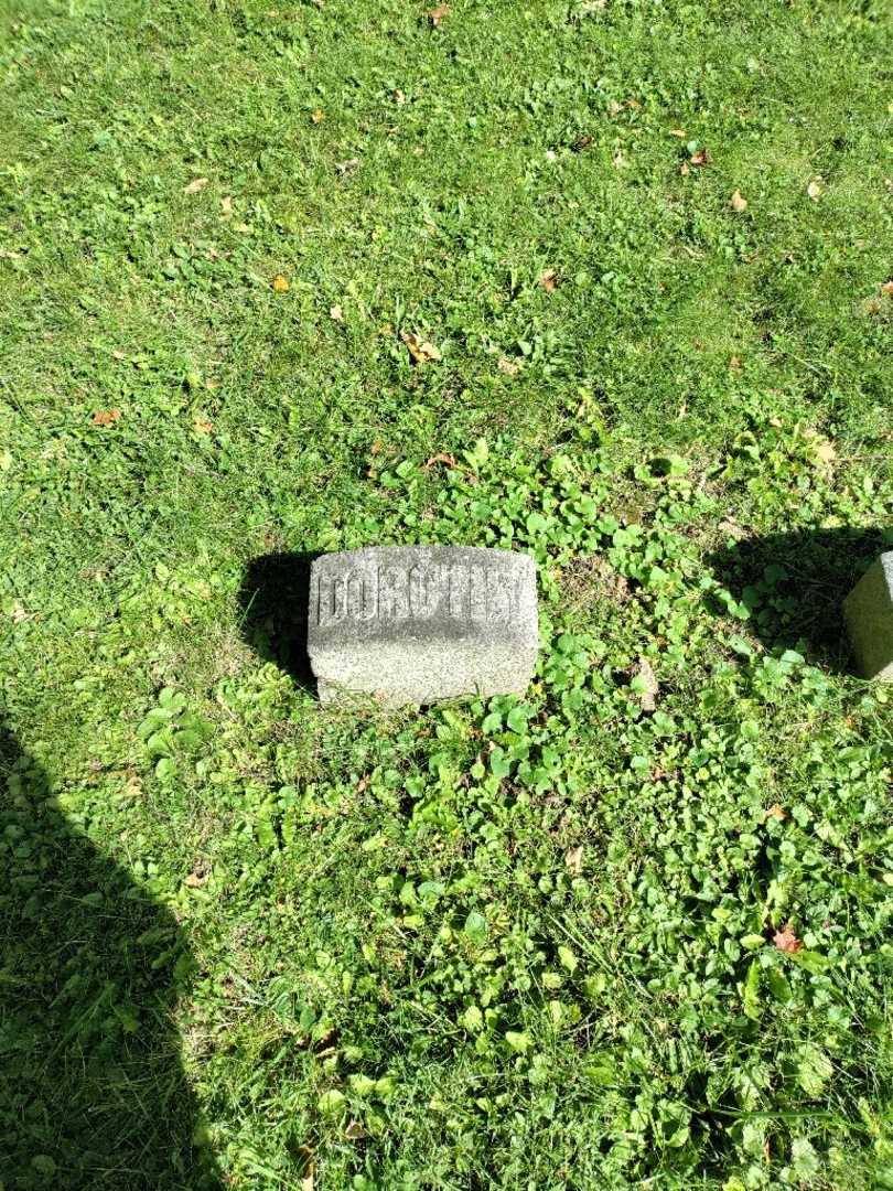 Dorothy Margaret Elizabeth Greenway's grave. Photo 2
