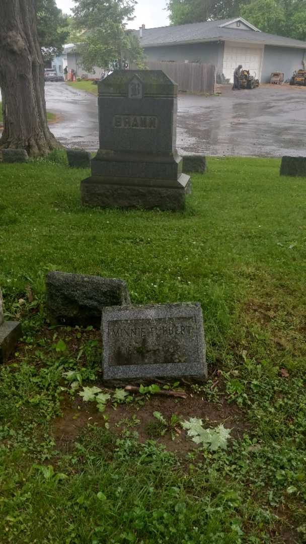 Minnie C. Tubbert's grave. Photo 2