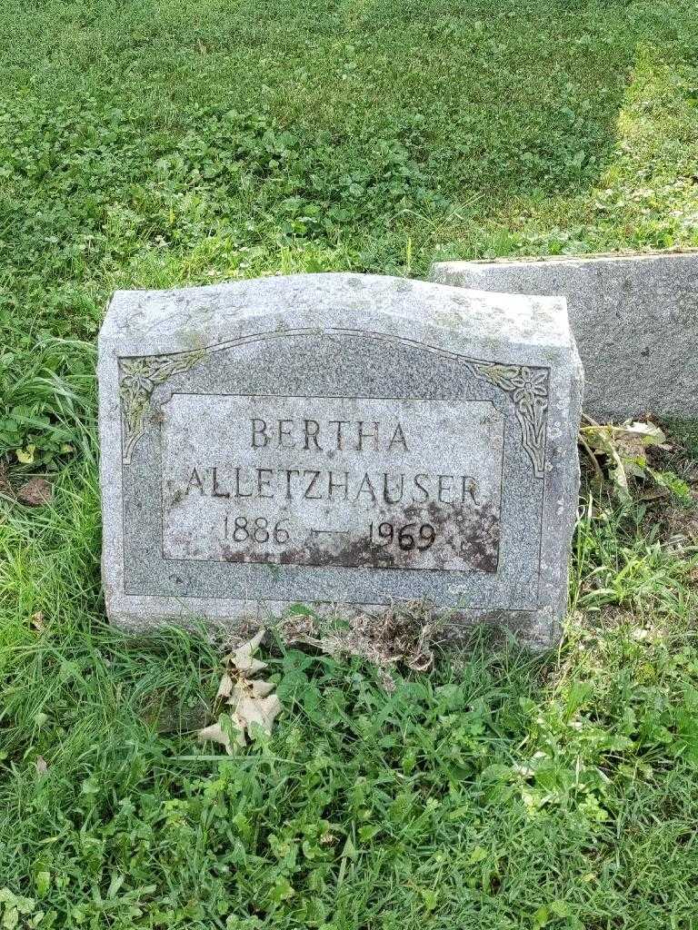 Bertha V. Alletzhauser's grave. Photo 3