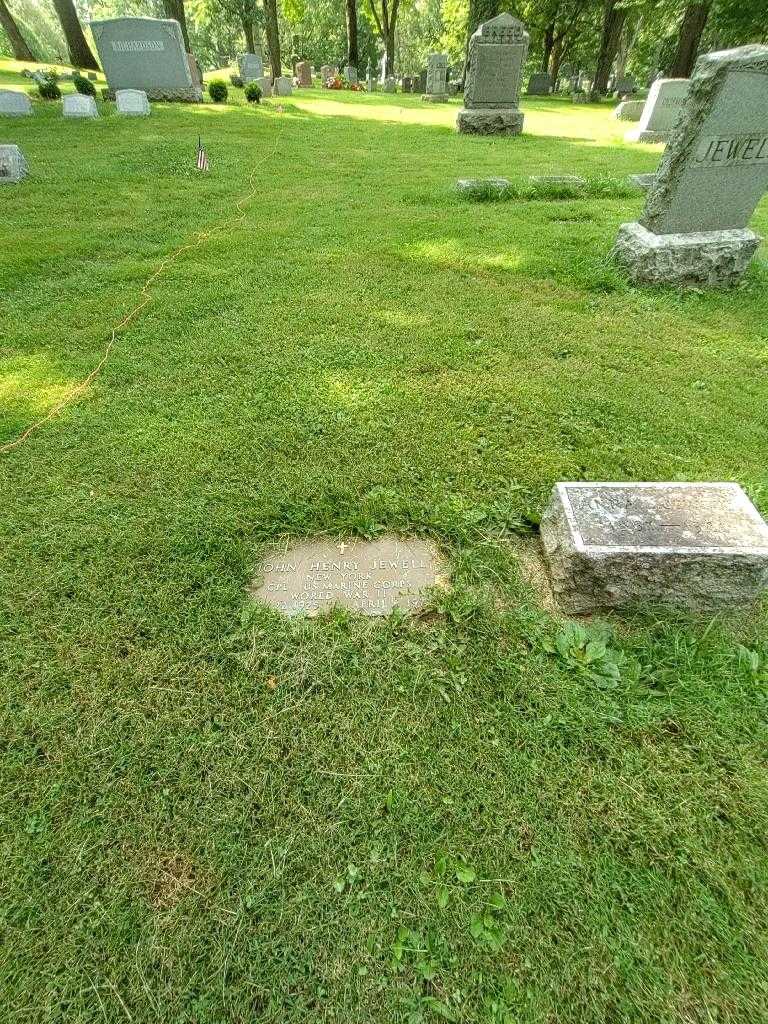 John Henry Jewell's grave. Photo 2