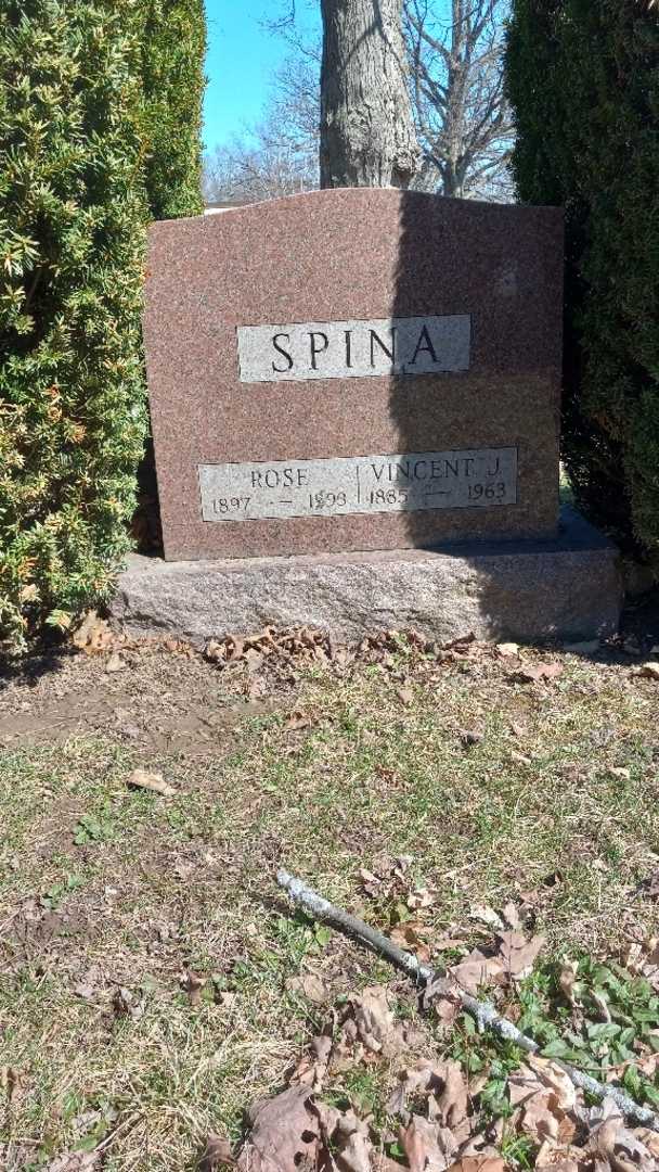 Vincent J. Spina's grave. Photo 3