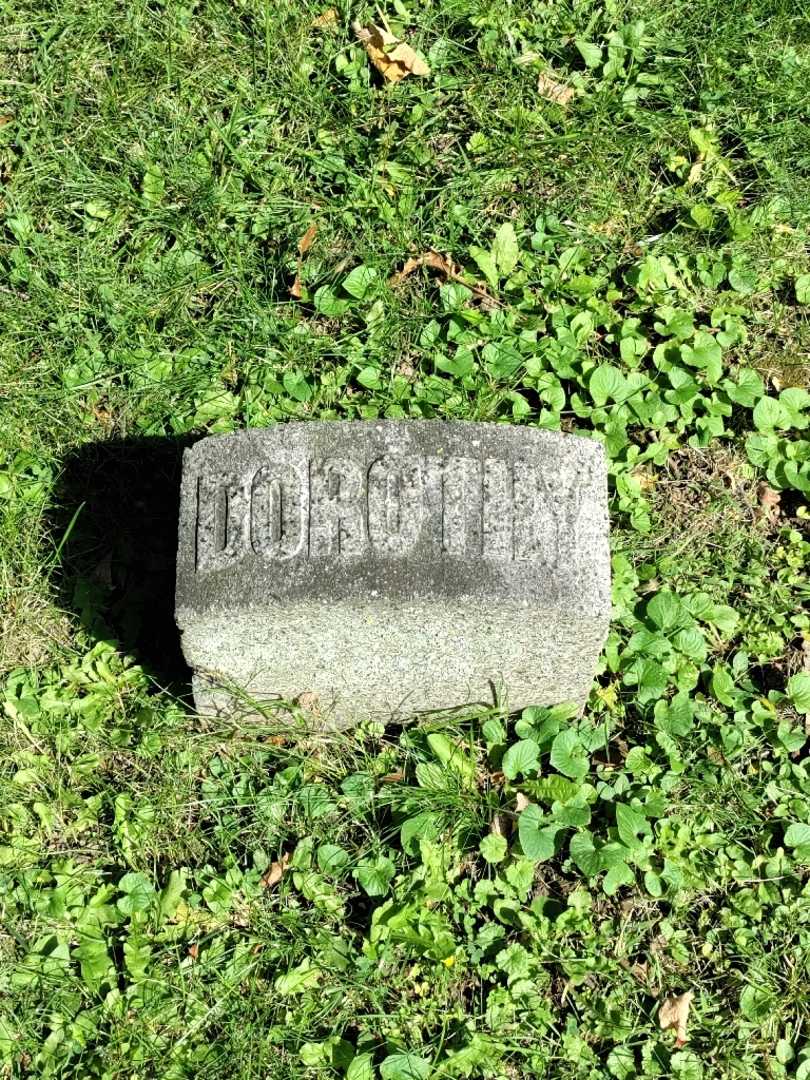 Dorothy Margaret Elizabeth Greenway's grave. Photo 4