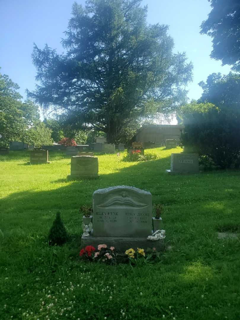 Helen M. Ripple's grave. Photo 1