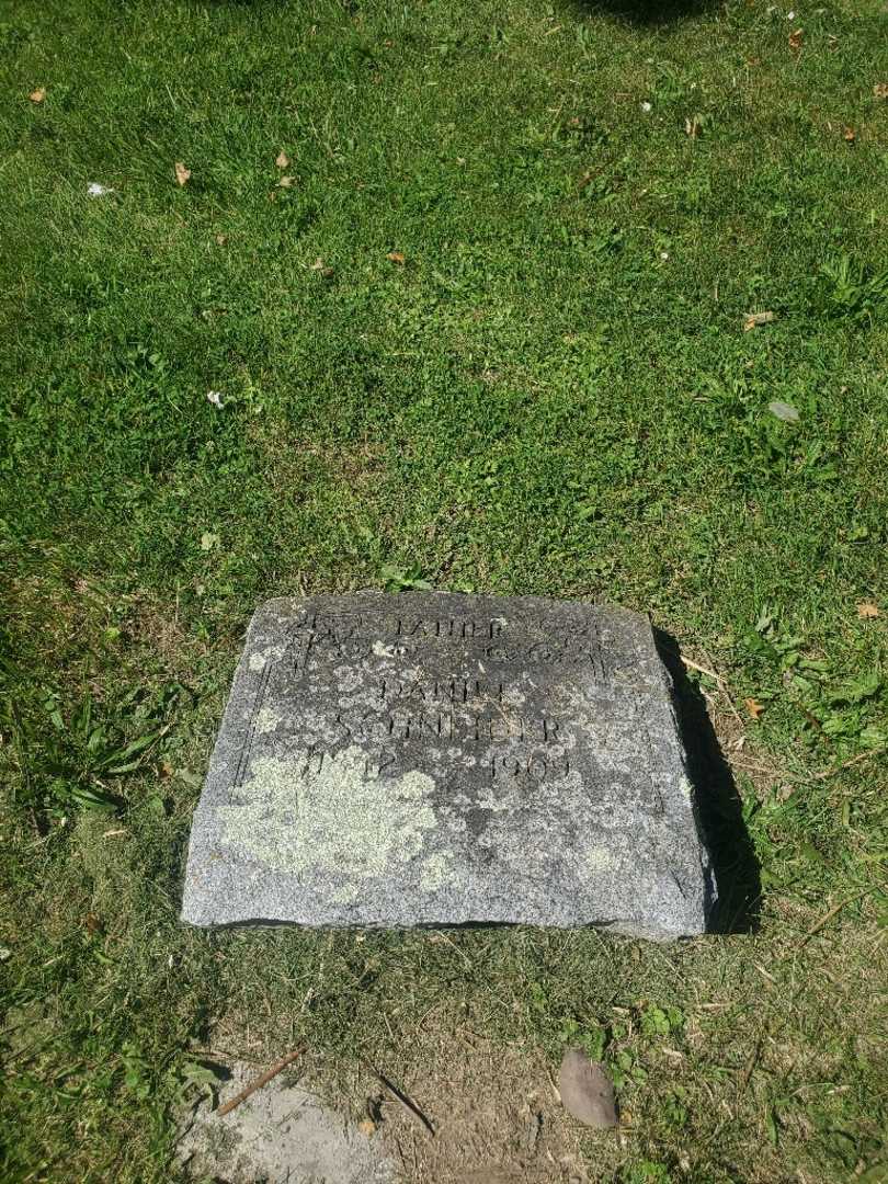 Daniel Schneider's grave. Photo 3