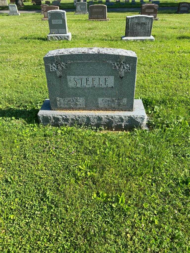 Helen G. Steele's grave. Photo 2