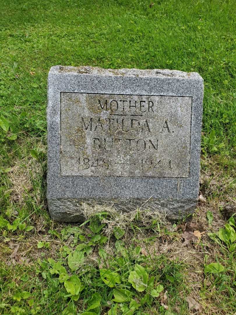 Matilda A. Button's grave. Photo 3