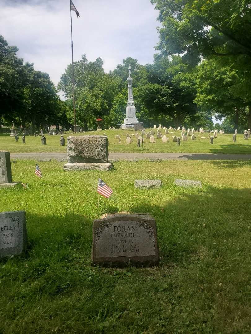 Elizabeth L. "Love Ya" Foran's grave. Photo 1