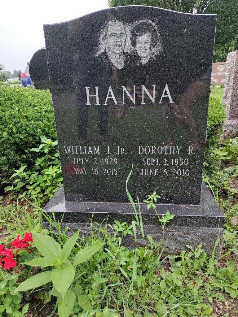 William J. Hanna Junior's grave. Photo 3
