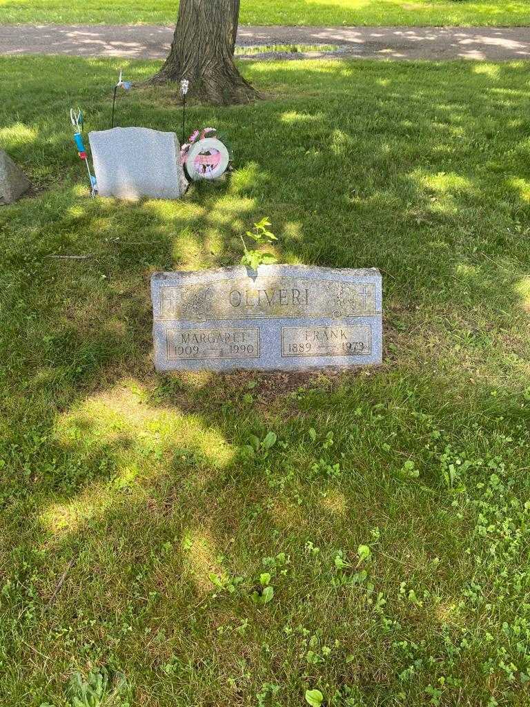 Margaret Oliveri's grave. Photo 2