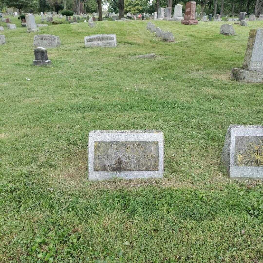 Carl F. Schwold's grave. Photo 1