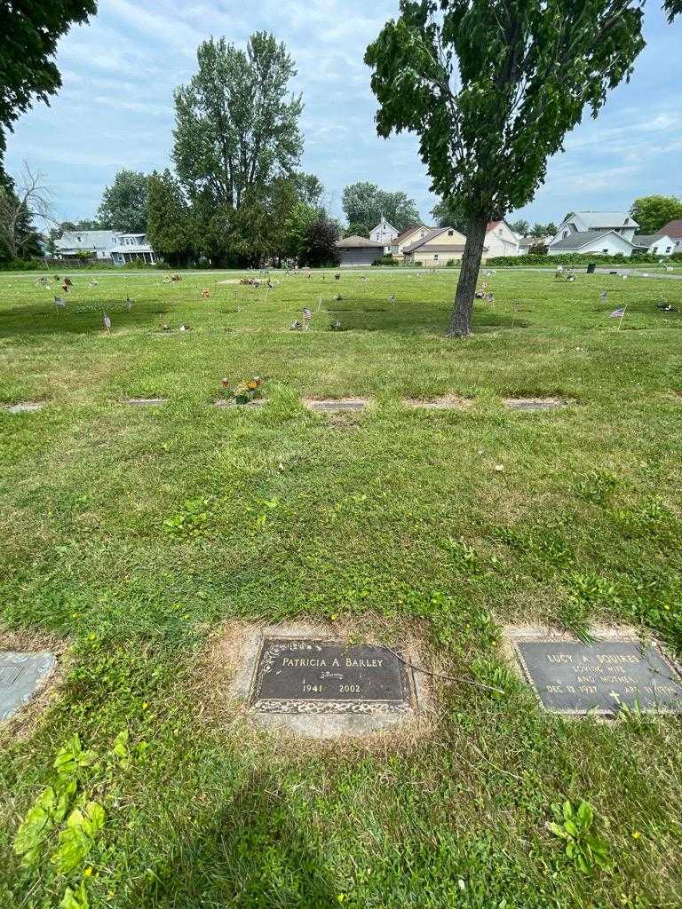 Patricia A. Barley's grave. Photo 1