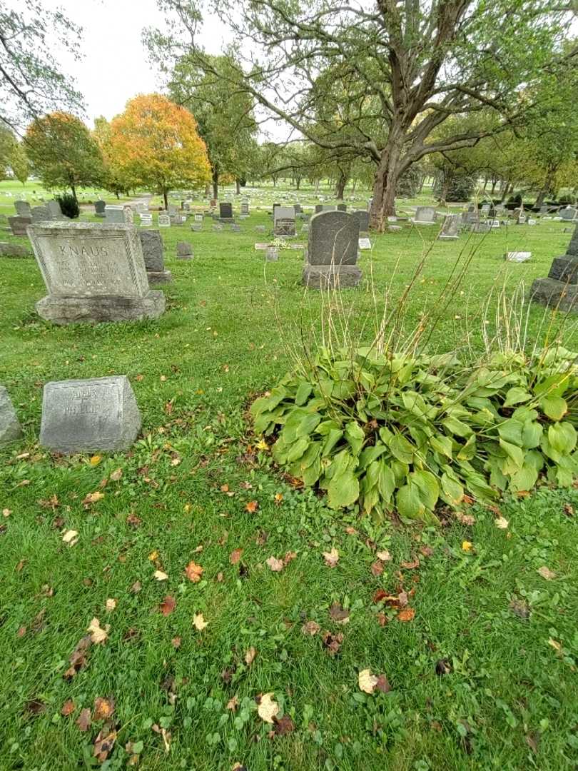 Elizabeth A. Congdon's grave. Photo 1