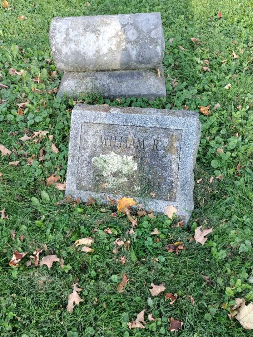 William R. Davis's grave. Photo 2