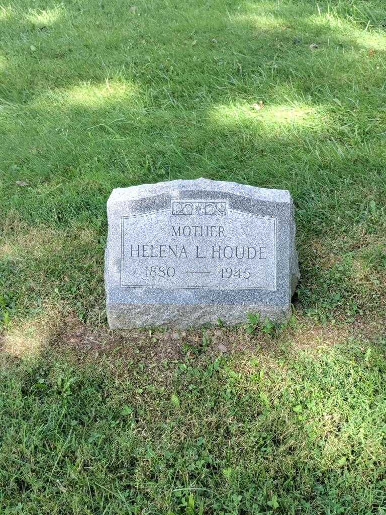 Helena L. Houde's grave. Photo 3