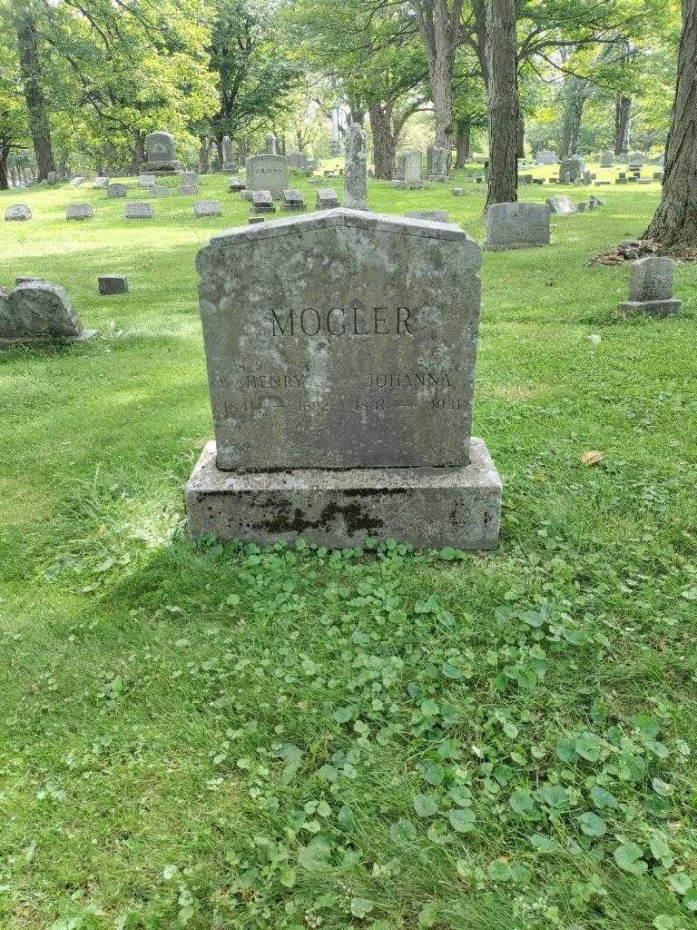 Henry Conrad Mogler's grave. Photo 2