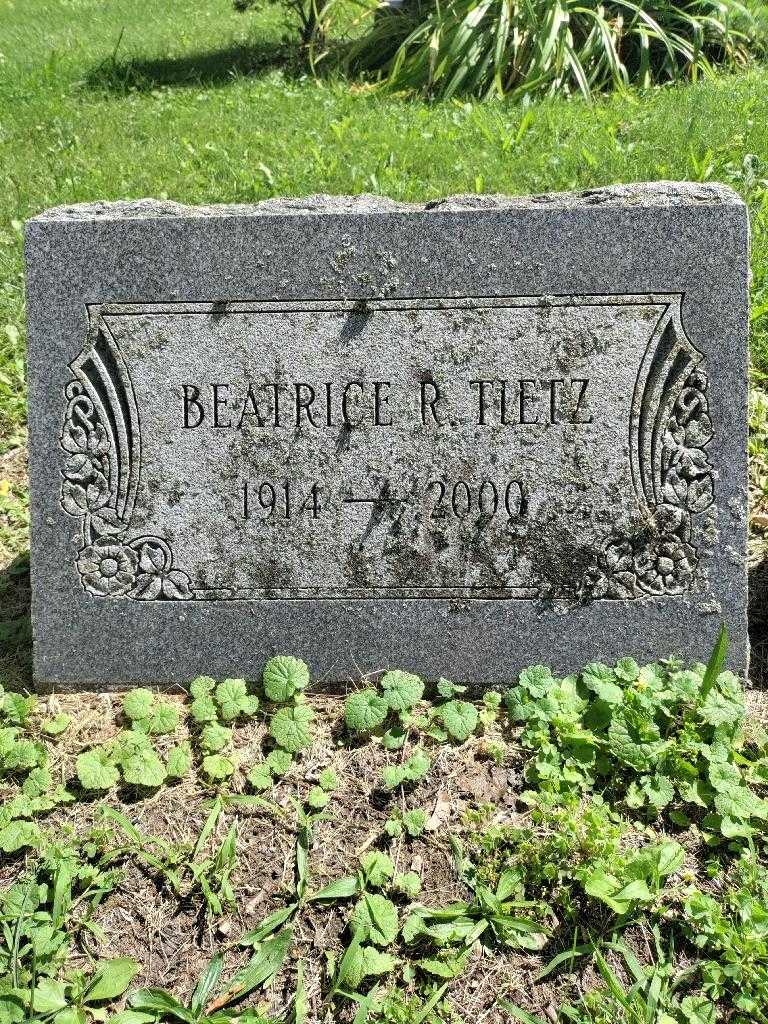 Beatrice R. Tietz's grave. Photo 3