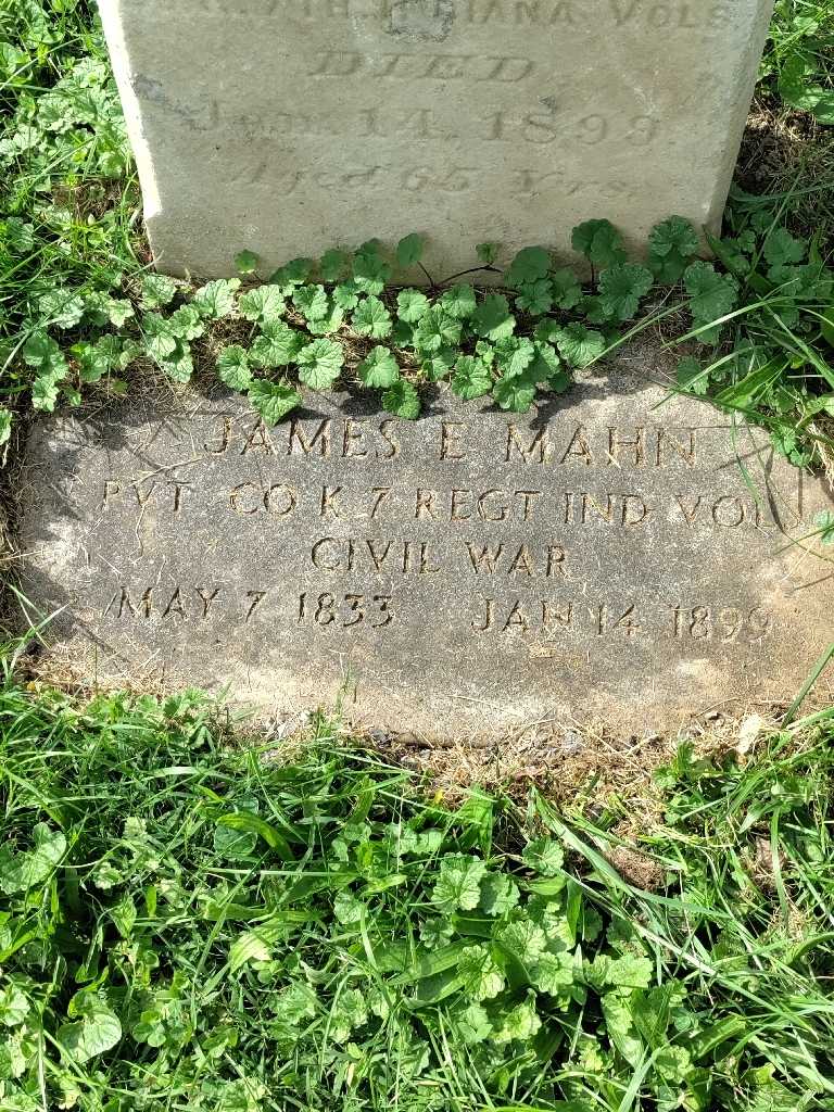 James E. Mahn's grave. Photo 4