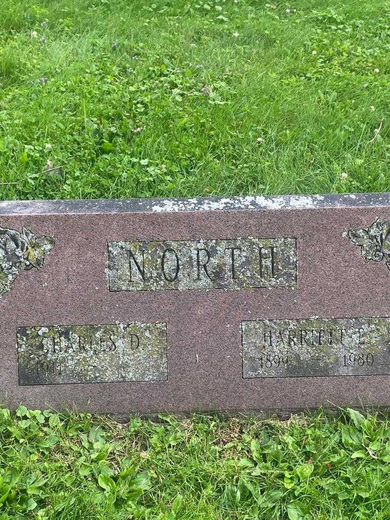 Harriette E. North's grave. Photo 3