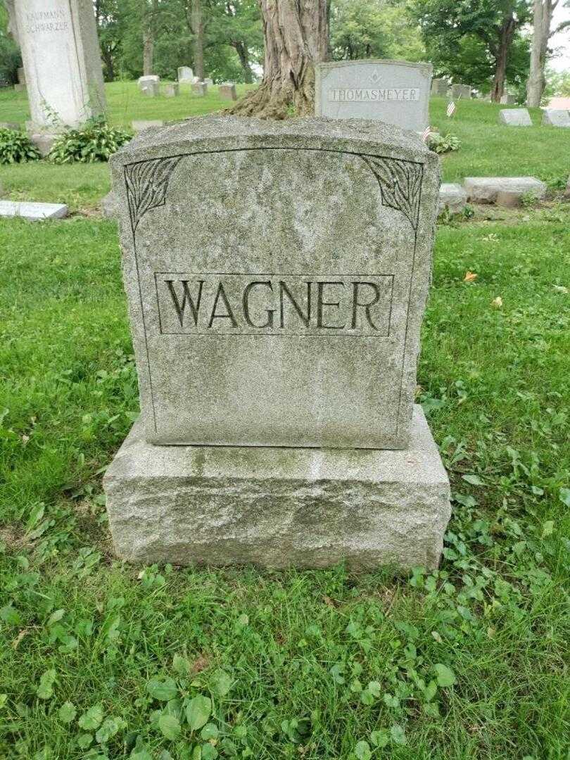 Florence Wagner's grave. Photo 4
