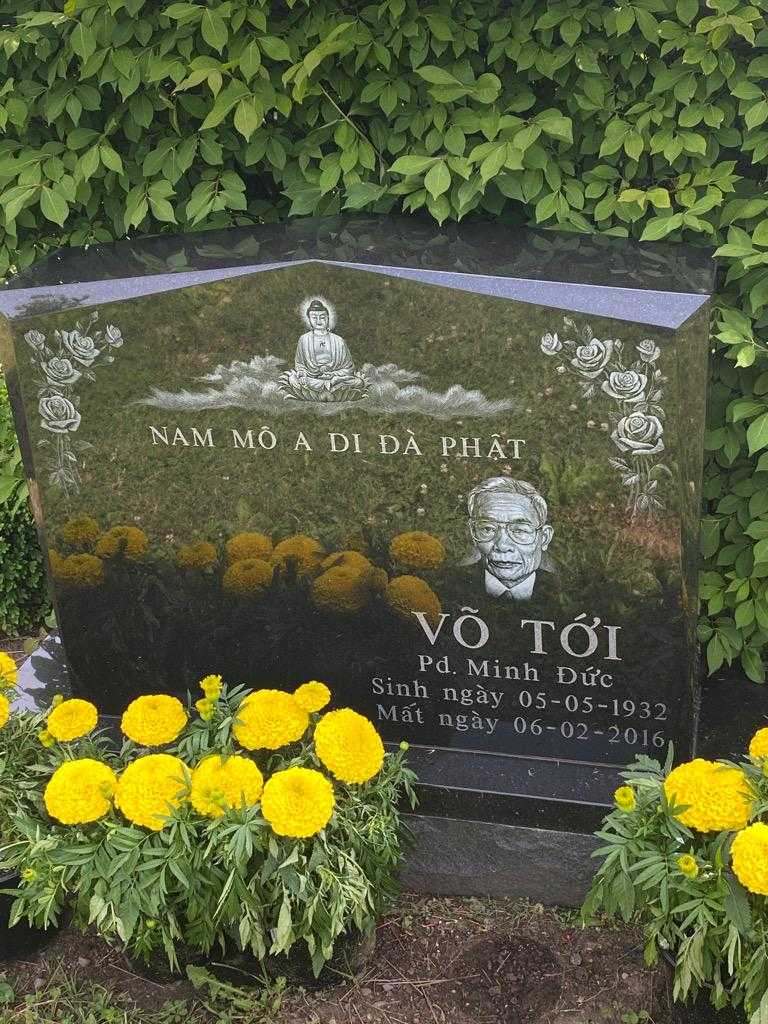 Toi Vo's grave. Photo 3