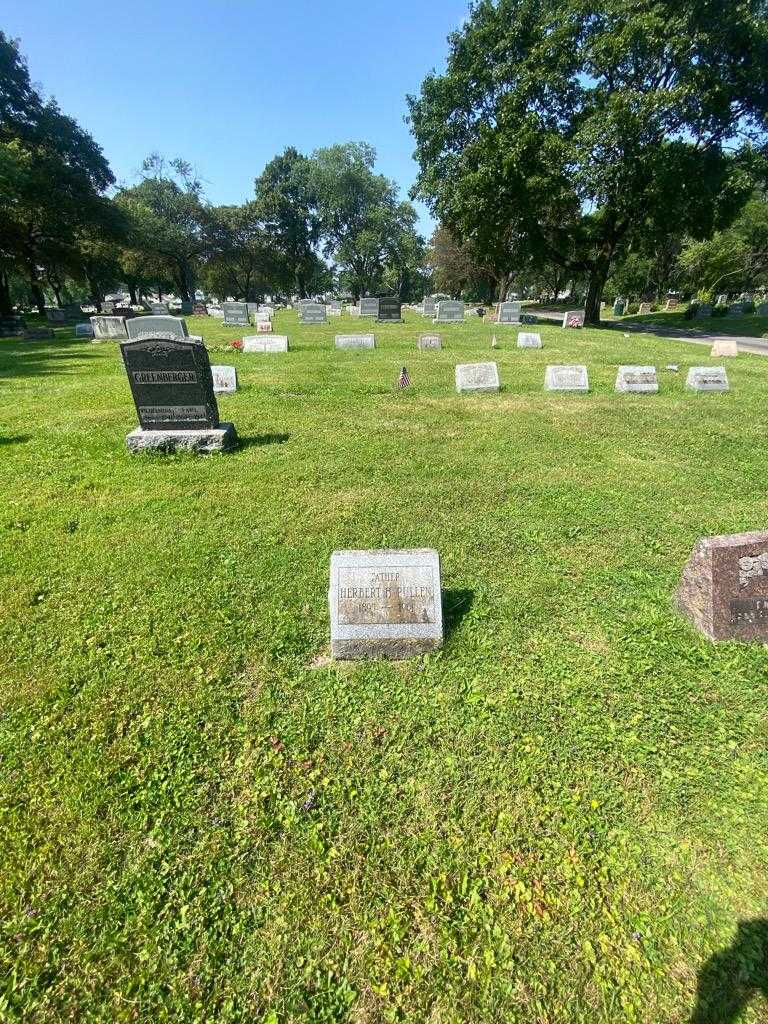 Herbert H. Pullen's grave. Photo 1