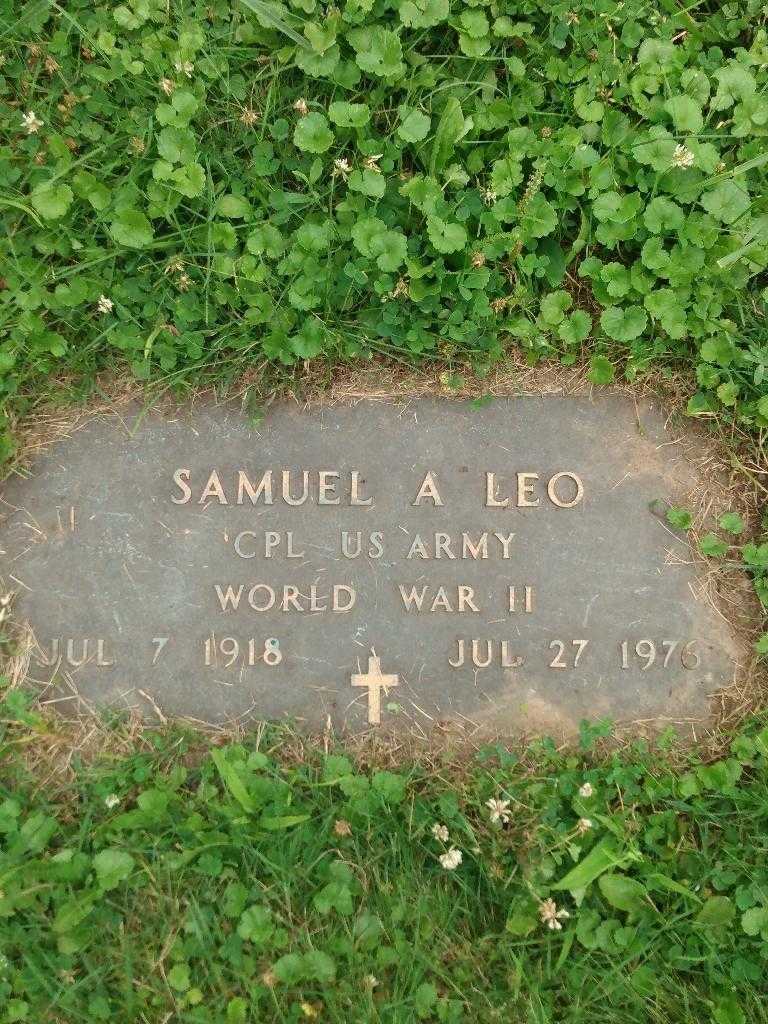 Samuel A. Leo's grave. Photo 4