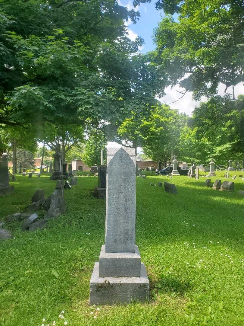 Melvin R. Utting's grave. Photo 2