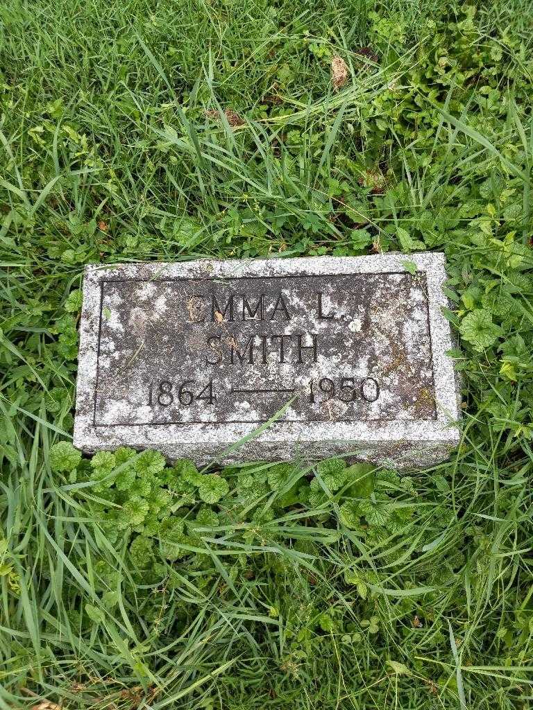 Emma L. Smith's grave. Photo 2