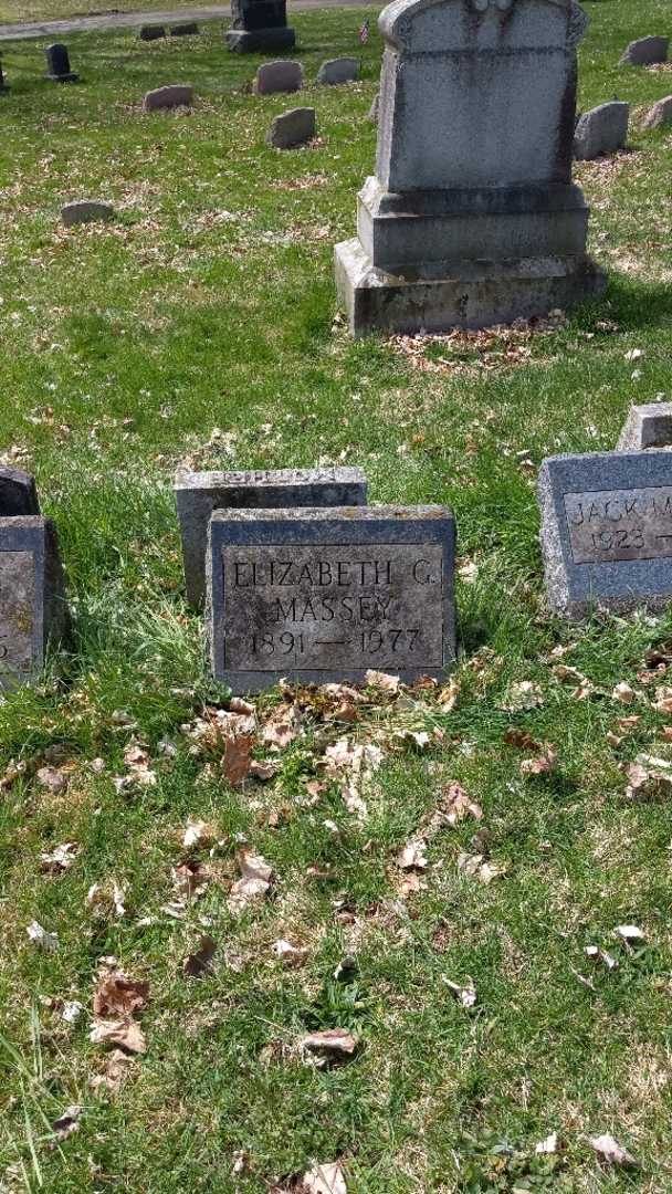 Elizabeth G. Massey's grave. Photo 3