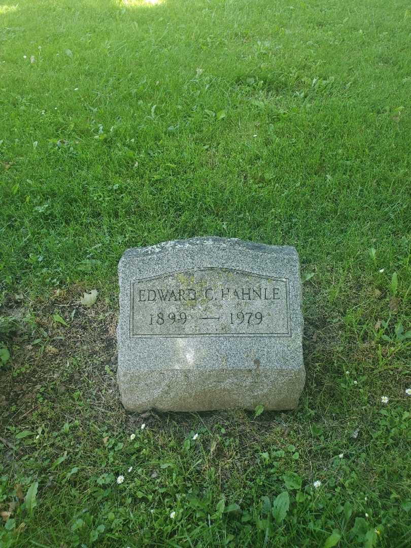 Edward C. Hahnle's grave. Photo 3