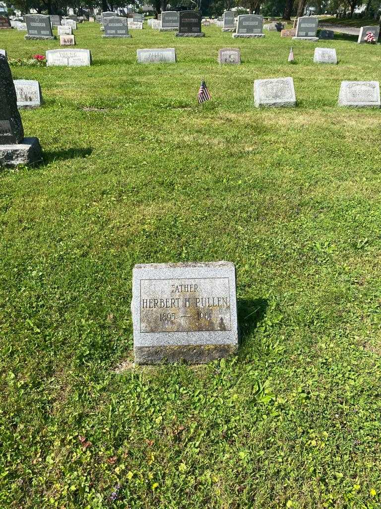 Herbert H. Pullen's grave. Photo 2