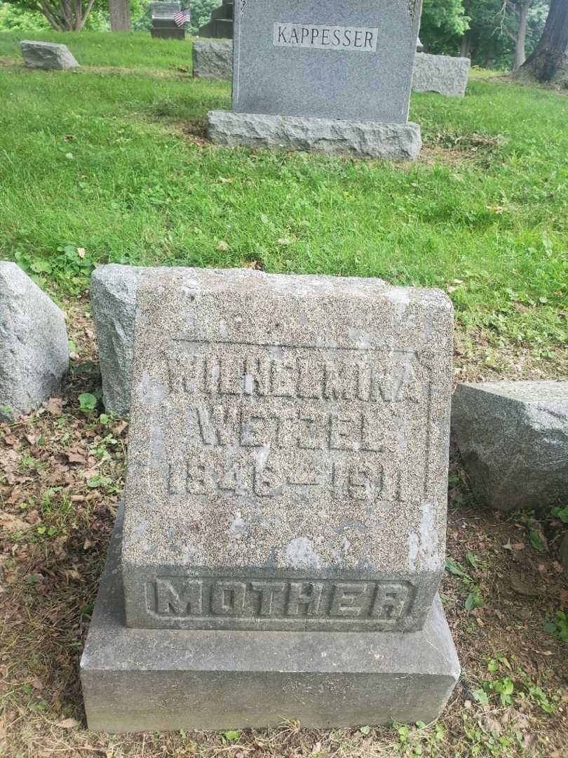Wilhelmina Wetzel's grave. Photo 3