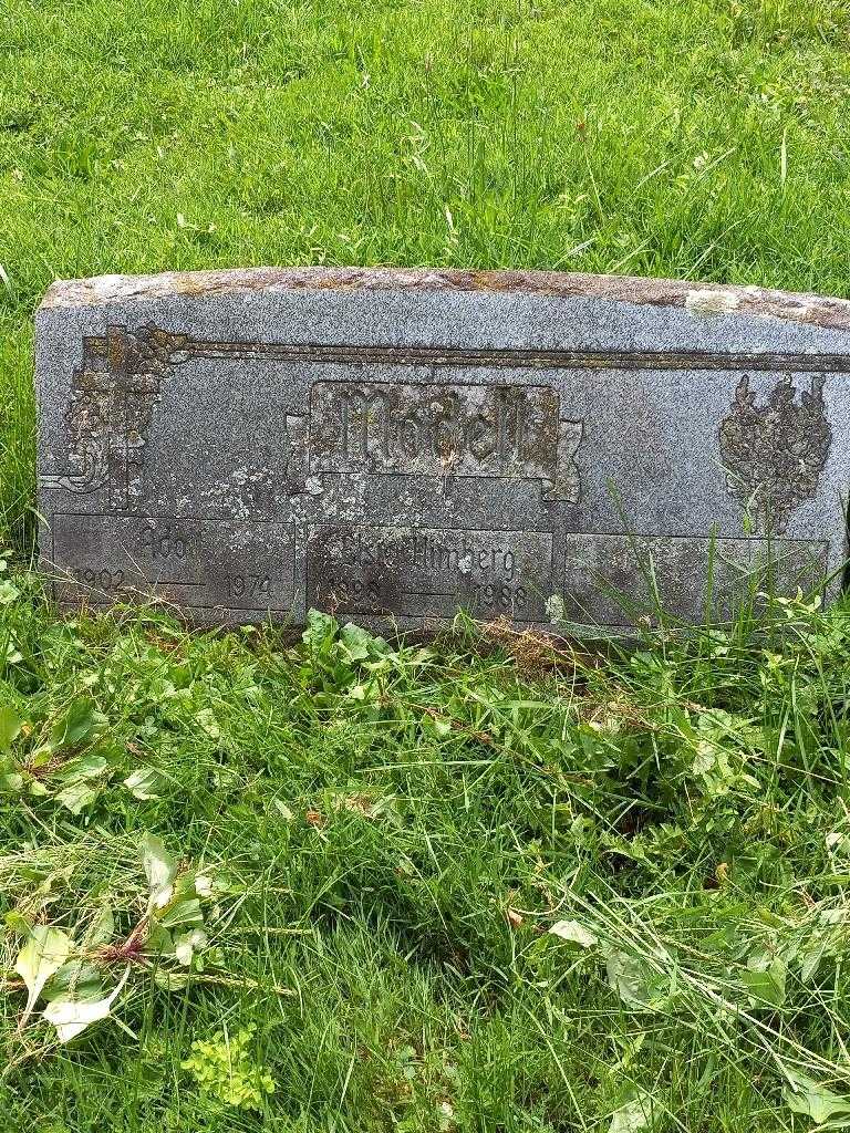 Elsie Himberg Modell's grave. Photo 2