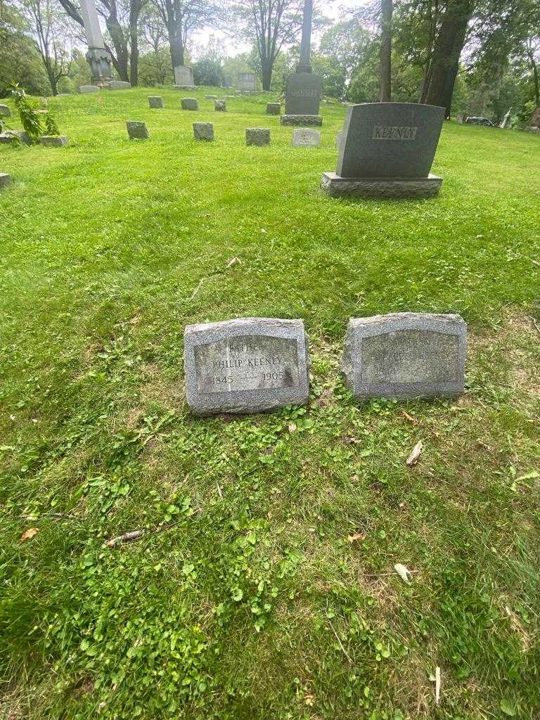 Philip F. Keenly's grave. Photo 1