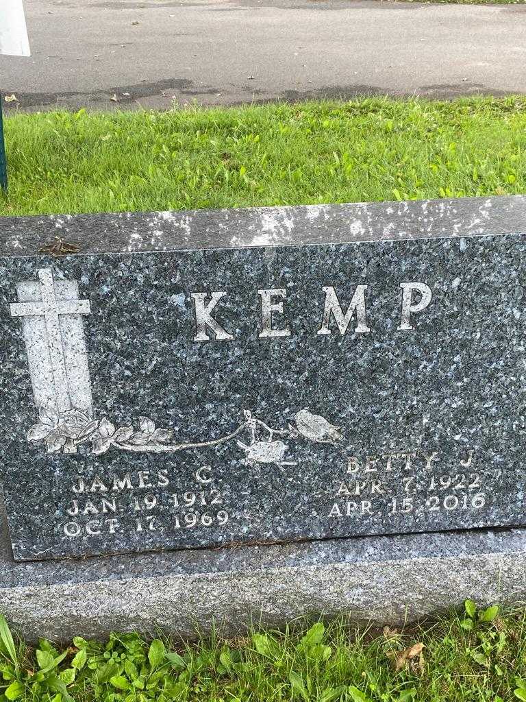 James C. Kemp's grave. Photo 3