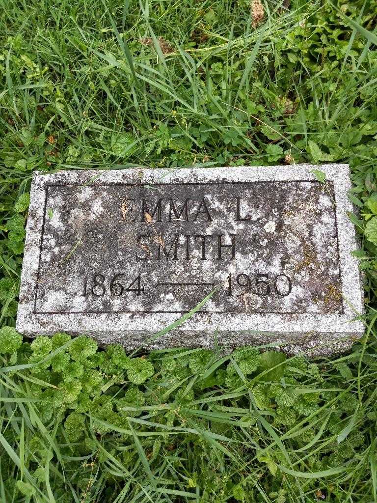 Emma L. Smith's grave. Photo 3