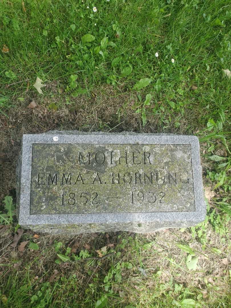 Emma A. Horming's grave. Photo 1